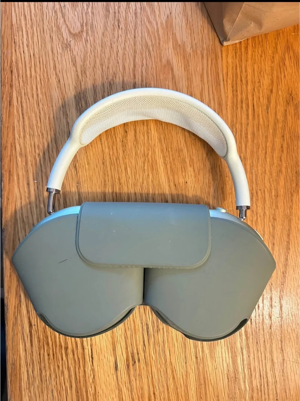 Green Apple AirPod Maxes